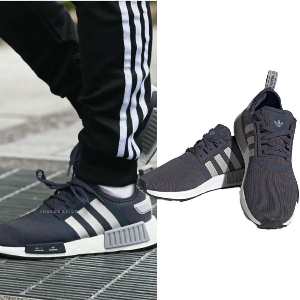 【adidas 愛迪達】ADIDAS ORIGINALS NMD R1 海軍藍 標誌 男款 休閒鞋 運動鞋 HQ4462