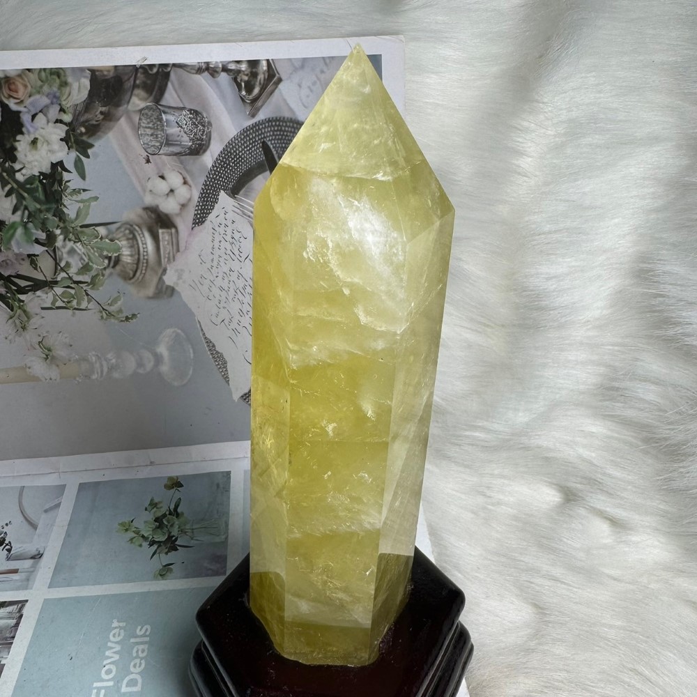 水晶897g