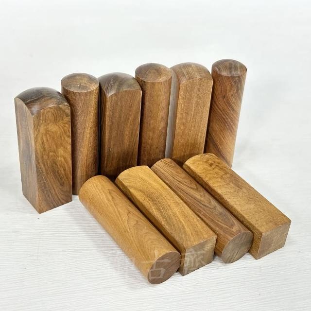 御古齋】肖楠原木印章方印圓印對印個人章公司印天然紋路開運印章 御古齋】肖楠原木印章方印圓印對印個人章公司印天然紋路開運印章