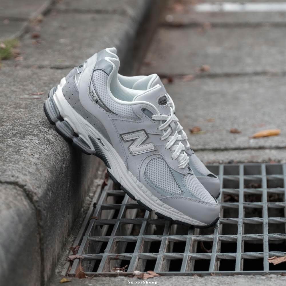 NEW BALANCE】New Balance 2002R 復古奶油底D楦頭男女鞋灰色M2002RPP百 