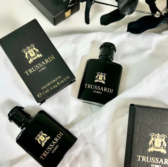 TRUSSARDI】TRUSSARDI UOMO 男性淡香水7ML 小香