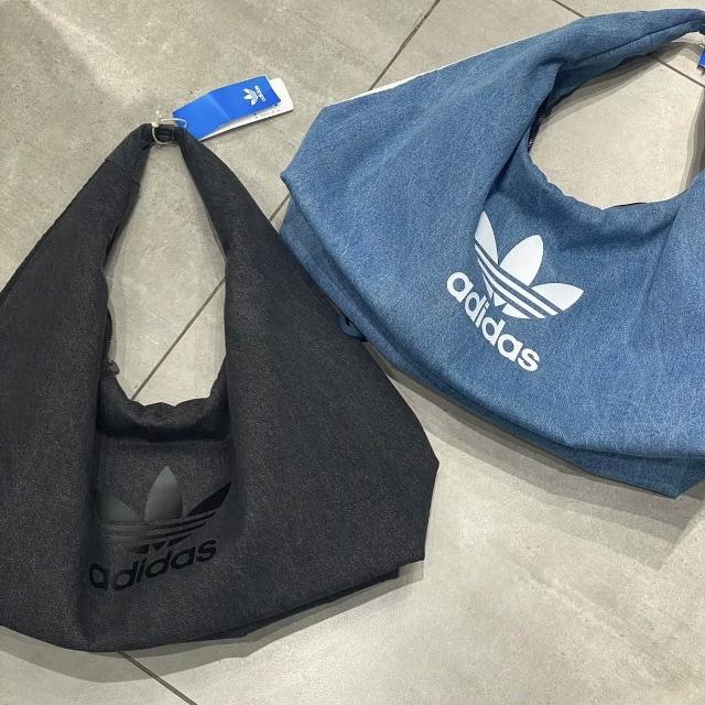【adidas 愛迪達】Adidas Originals logo 大容量 雲朵包 肩背包 小錢包 牛仔黑 牛仔藍