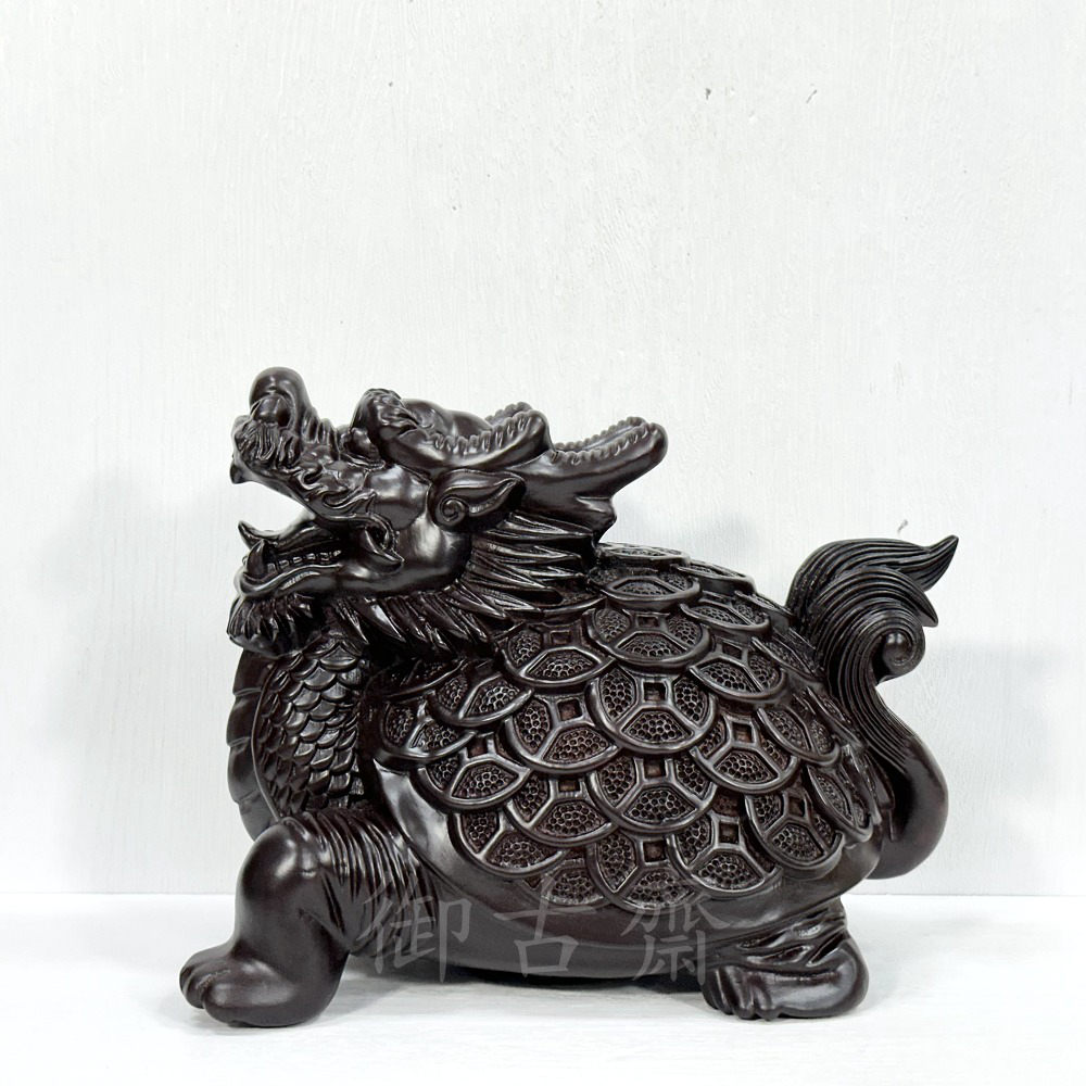 清十八/ 十九世紀竹雕訪友圖山子| Chinese Art | 2024 | Sotheby's