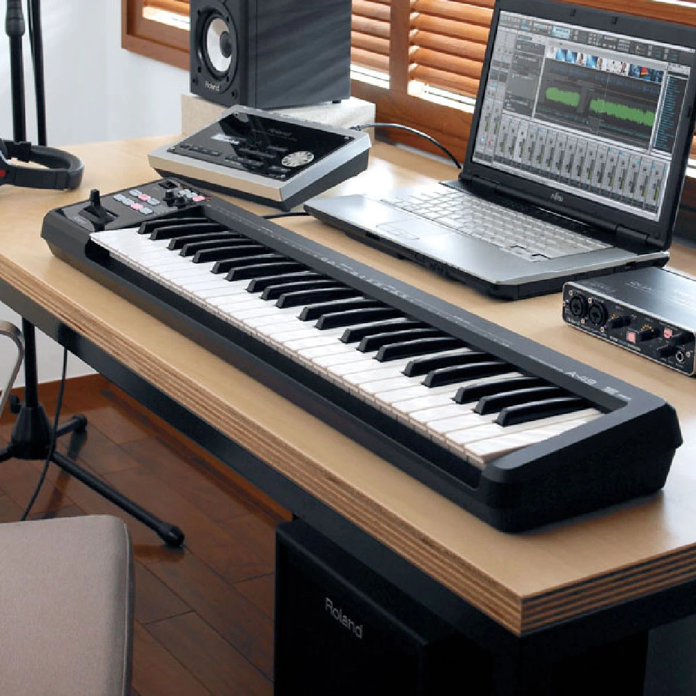 MIDI鍵盤A-49 Roland 美品 Amazon | Roland MIDI Keyboard Controller ホワイト A-49-WH