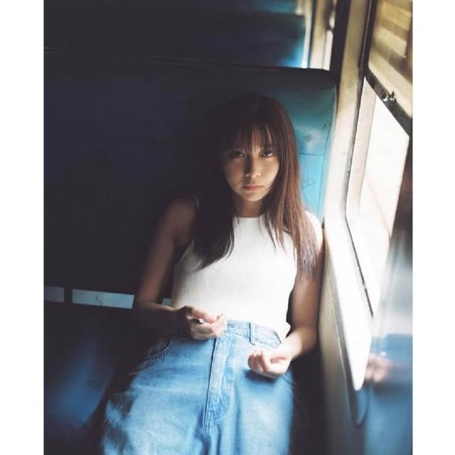 サイン本　上白石萌歌写真集 charm charm 上白石萌歌写真集 charm charm サイン入り サイン本 ポスト