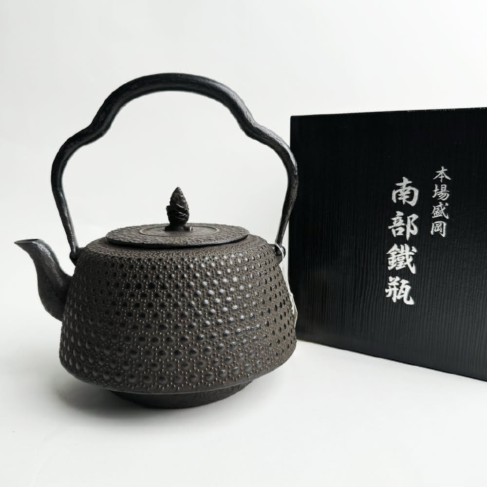 新品、供箱等付属品付 南部岩鋳四代目清末作 真作