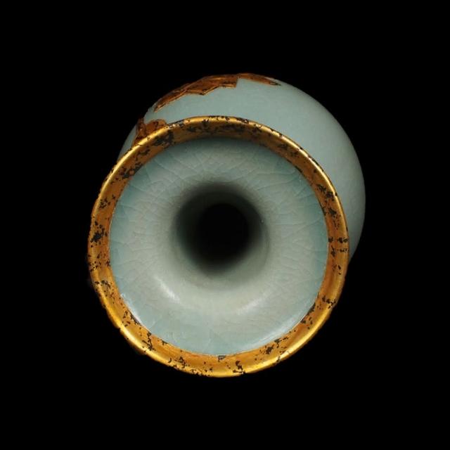 博古珍藏》宋汝窯天青釉包金蓮紋弦紋瓶早期收藏老件花瓶瓷器博物館級文物