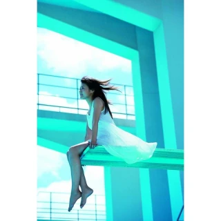 日版黎獄Liyuu 1st寫真集「鼓動」