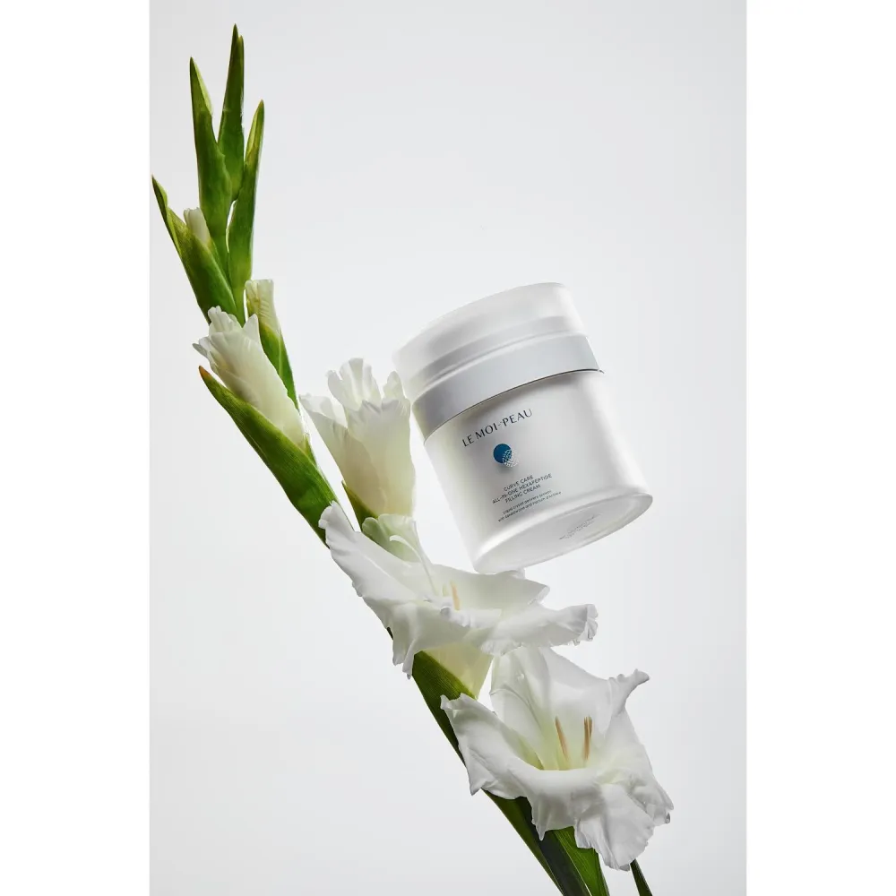 Le Moi-peau 皮膚-自我 Le Moi-peau 皮膚-自我 Le Moi-peau 皮膚-自我