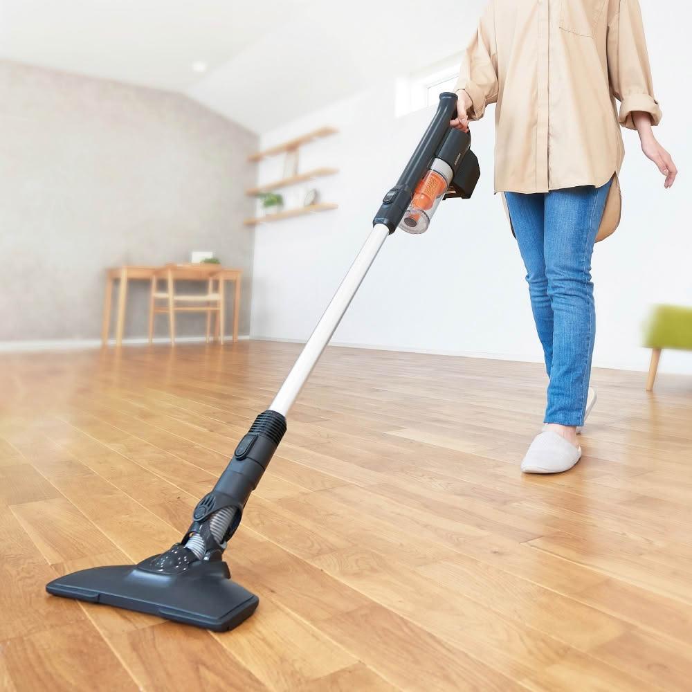 【IRIS】氣旋式超輕量無線手持吸塵器 SCD-140 直立式/無線/輕量/手持/租屋族