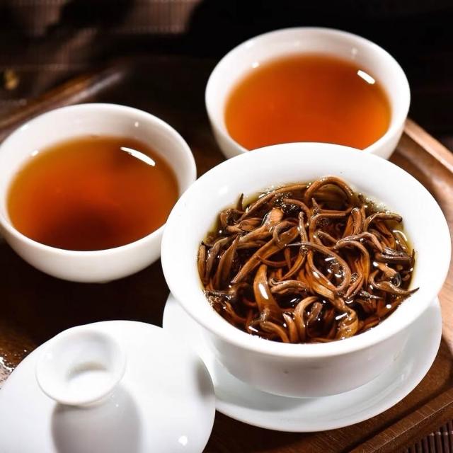 熱銷款優選雲南鳳慶滇紅大金針/蜜香金芽/ 滇紅金螺雲南古樹紅茶大金芽