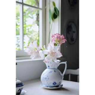 宋代 定窑 包口刻花卉纹盘口瓶 陶芸 文房具 置物 古美術 花瓶 禮品 年代物 宋代 定窑 包口刻花卉纹盘口瓶 陶芸 文房具 置物 古美術