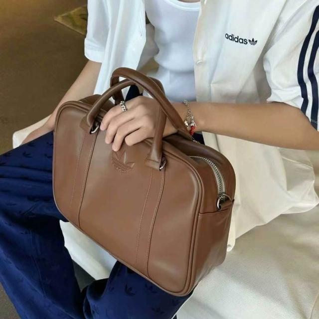 adidas PUハンドバッグ ショルダーバッグ マットブラウンKC0371 org