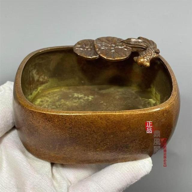 中式古玩荷葉金魚筆洗連年有餘文房合金工藝品擺件