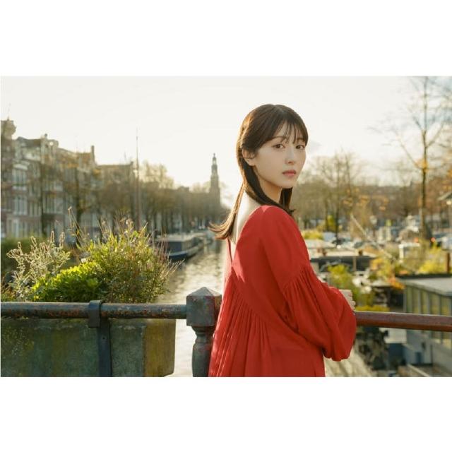 日版濱邊美波浜辺美波寫真集「25」豪華版