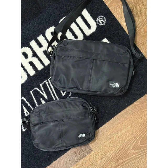 【The North Face】"現貨供應中" 北臉 TRAVEL CROSS BAG 大容量旅行側背包